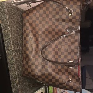 Louis Vuitton Neverfull MM